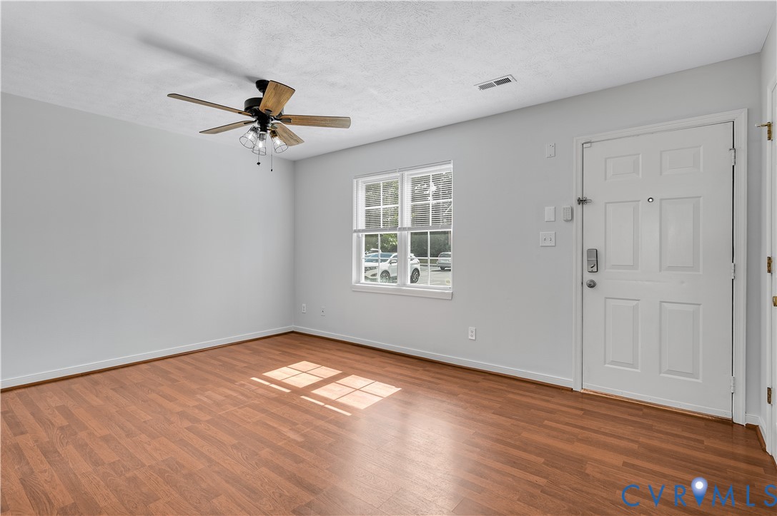 6146 Thicket Run Way