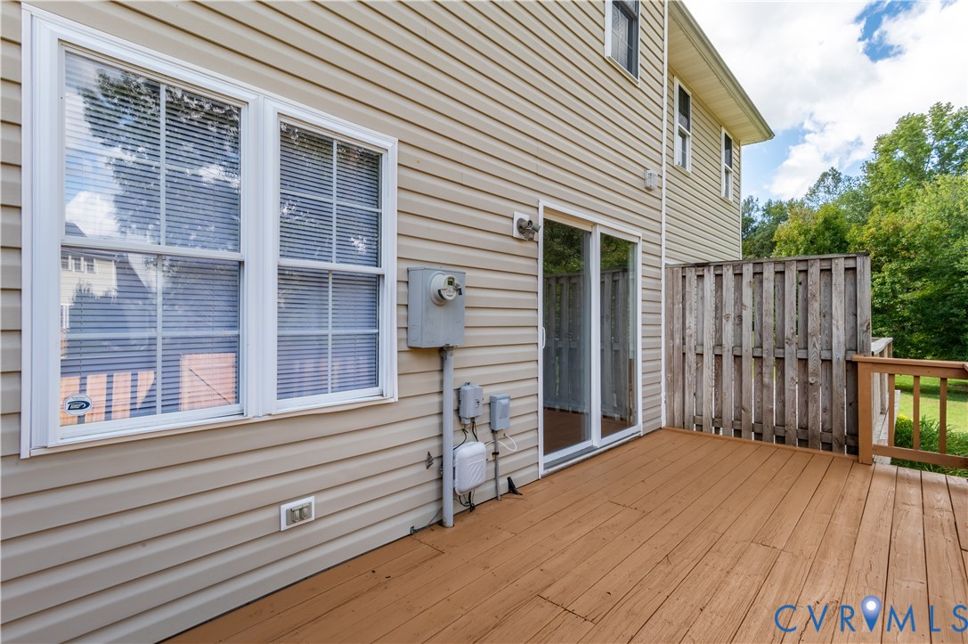 6146 Thicket Run Way