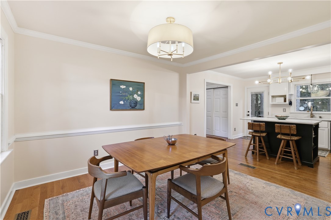 1102 Sunview Ct