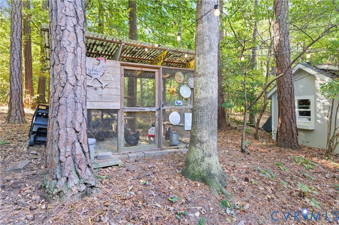 1102 Sunview Ct
