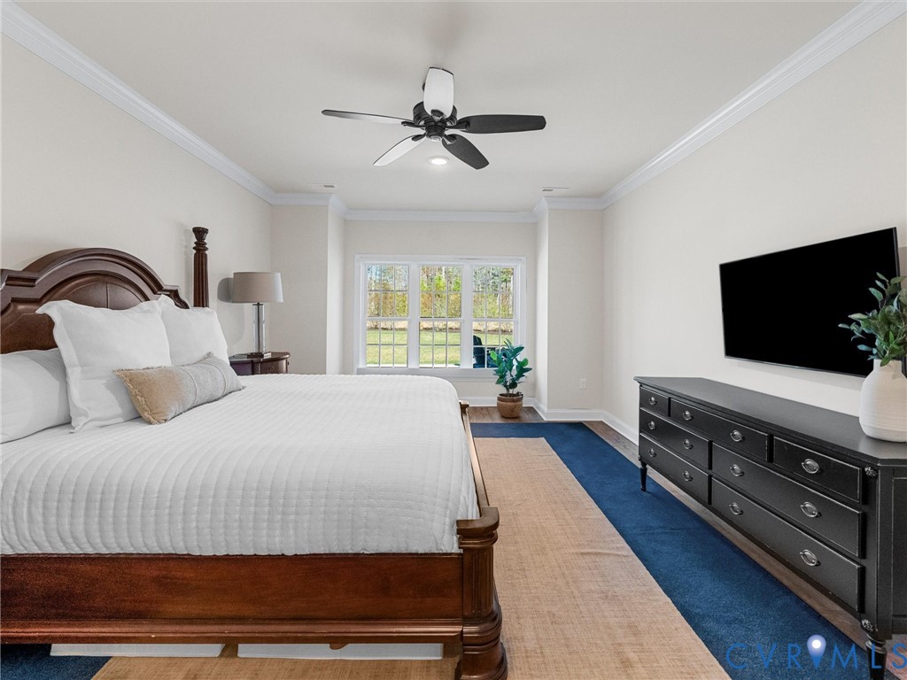 308 Piping Rock Rd