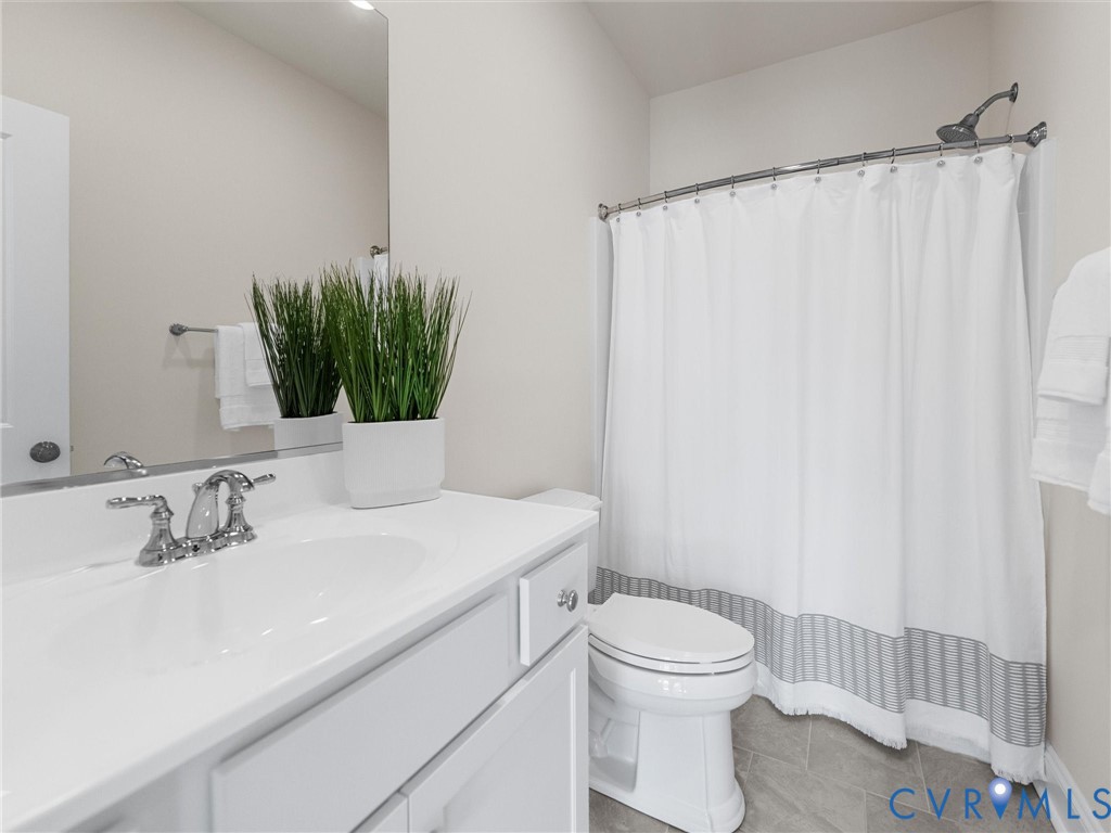 308 Piping Rock Rd