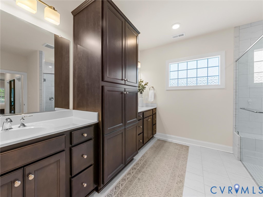 308 Piping Rock Rd