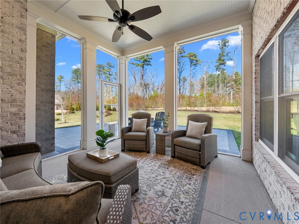 308 Piping Rock Rd