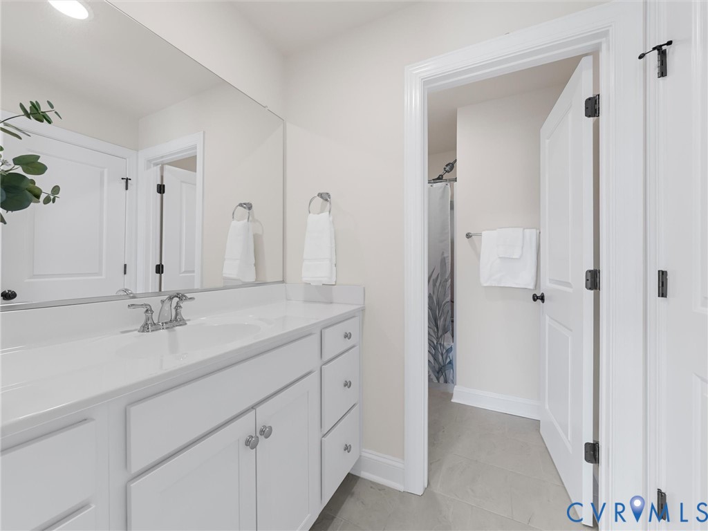 308 Piping Rock Rd