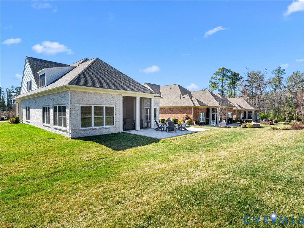 308 Piping Rock Rd