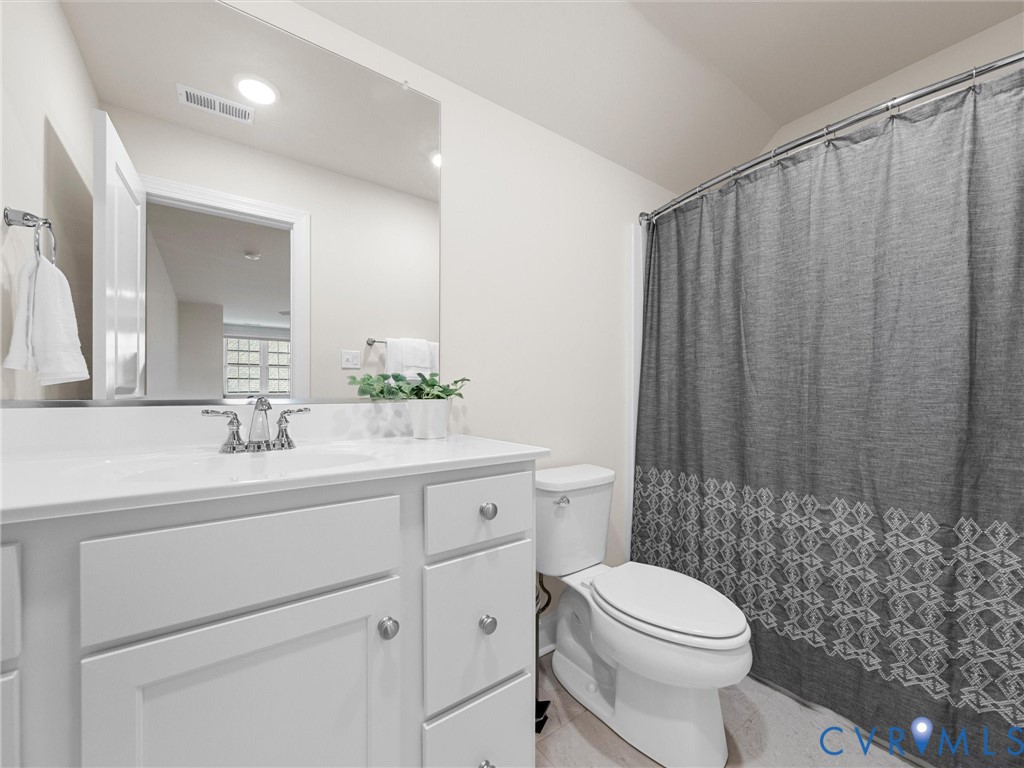308 Piping Rock Rd