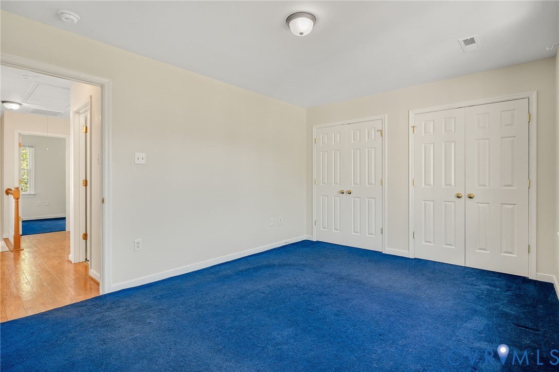 1211 1/2 W Leigh St
