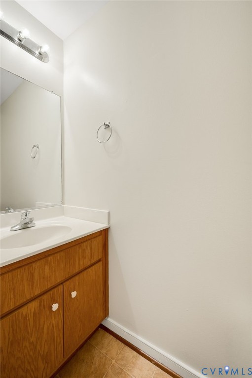 1211 1/2 W Leigh St