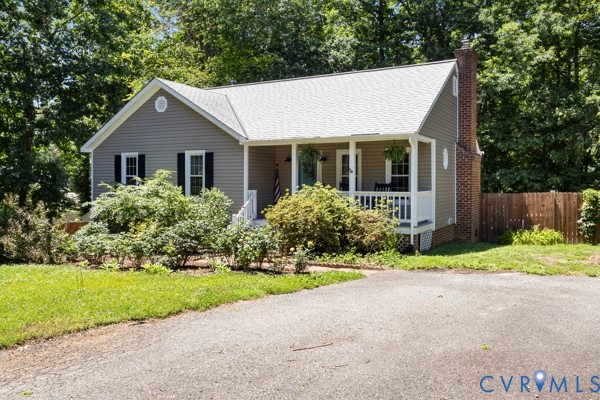 7112 Chateaugay Ln