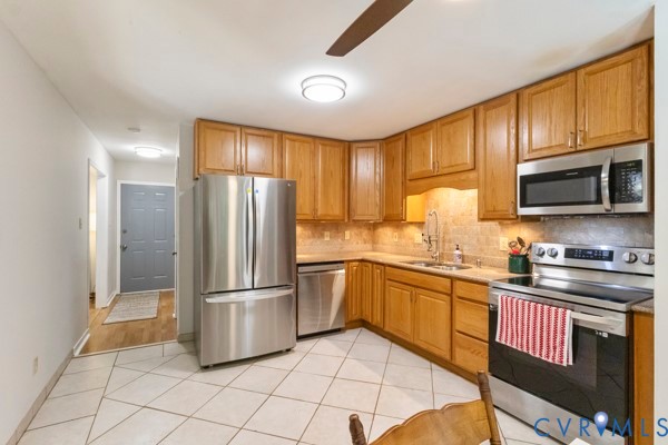 7112 Chateaugay Ln