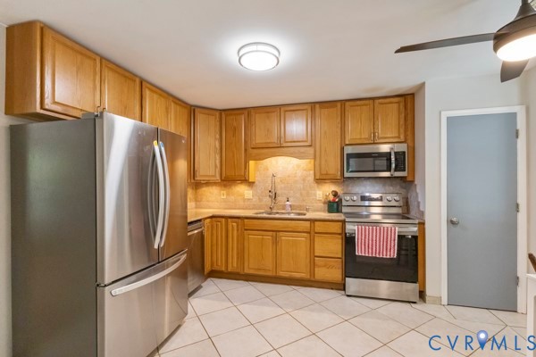 7112 Chateaugay Ln