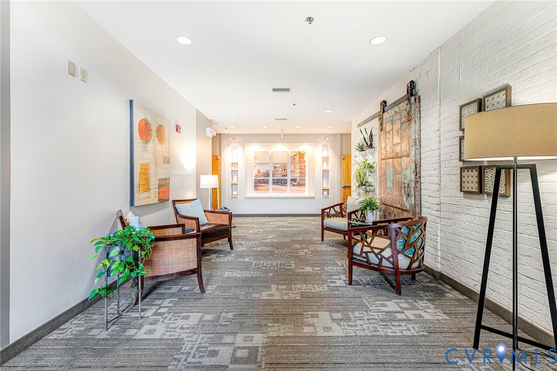 306 N 26th St Unit#U124