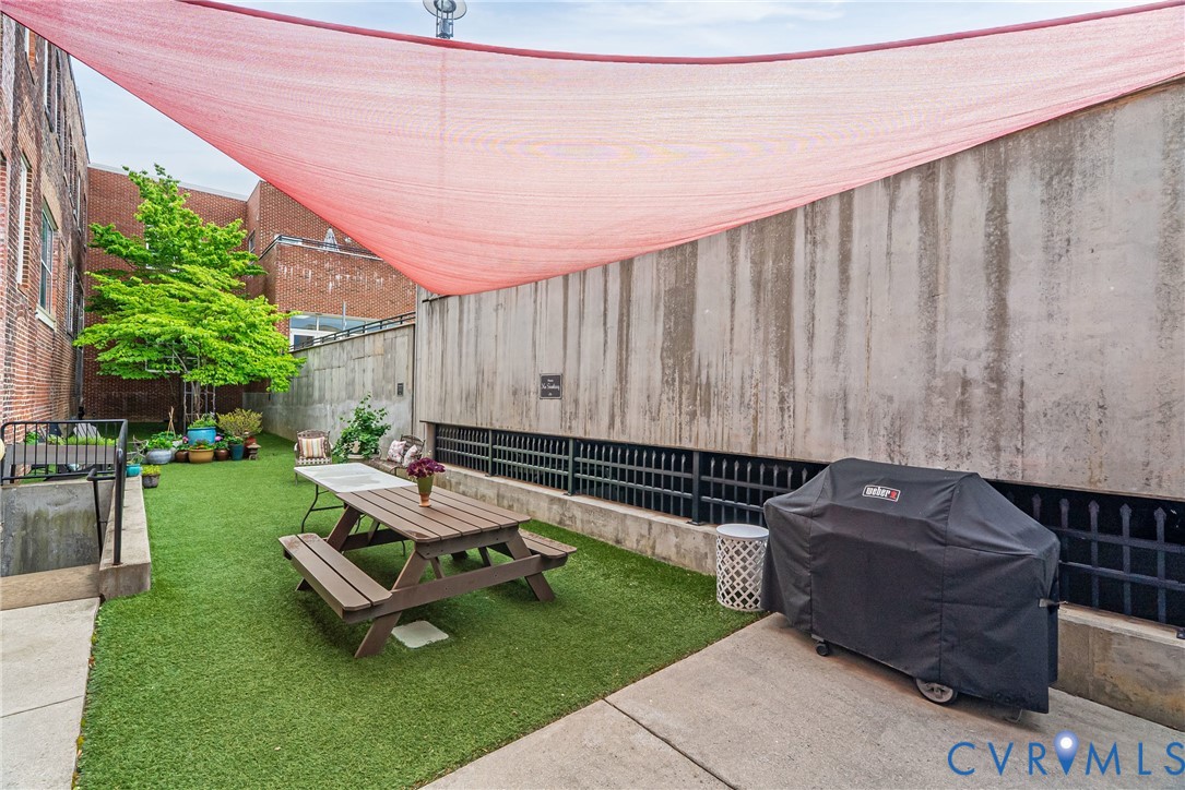 306 N 26th St Unit#U124
