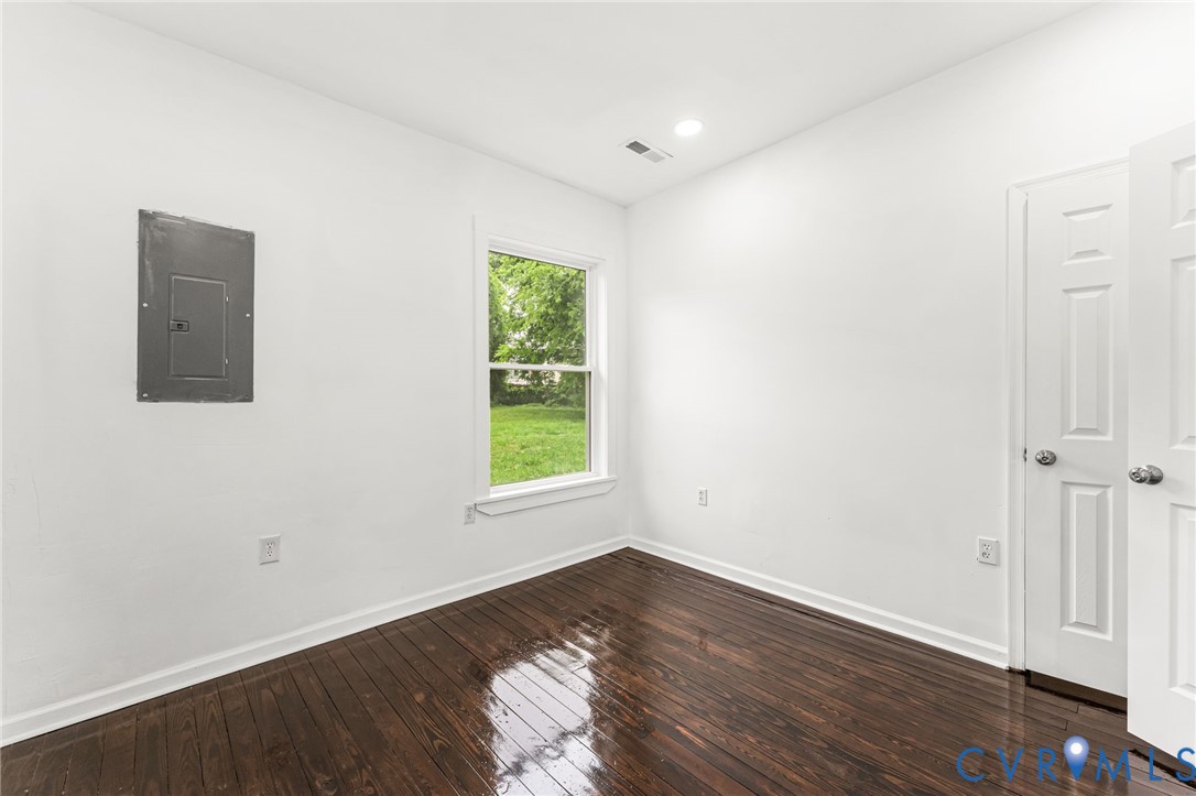 917 Lee Ave