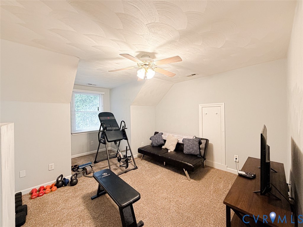 9013 Southampton Pkwy