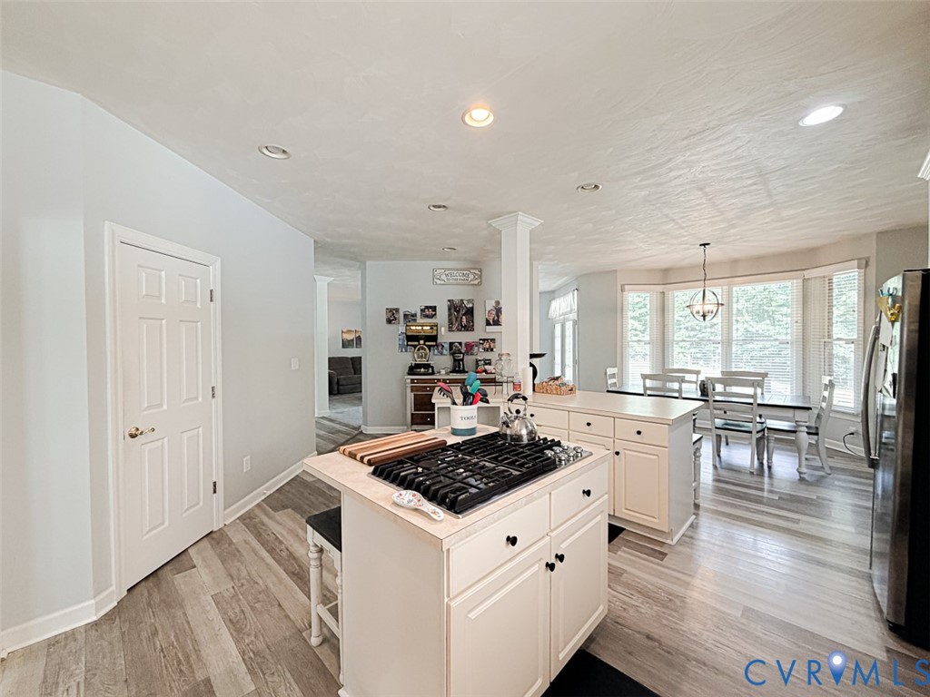 9013 Southampton Pkwy