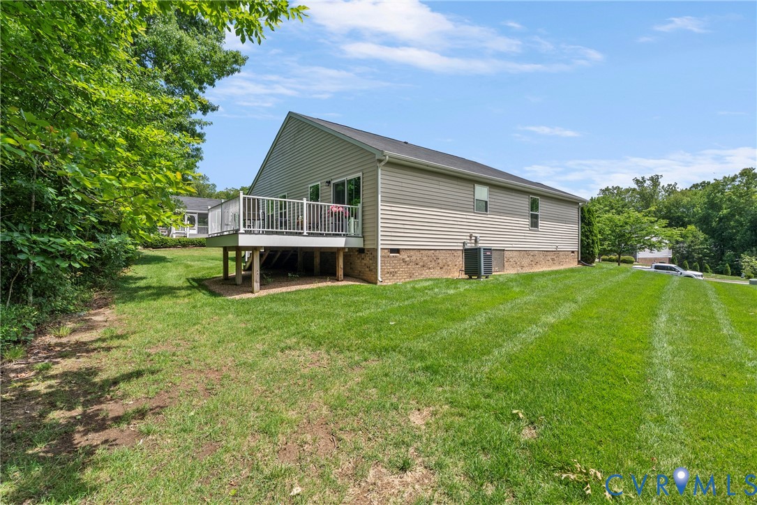 10306 Sun Ridge Ln