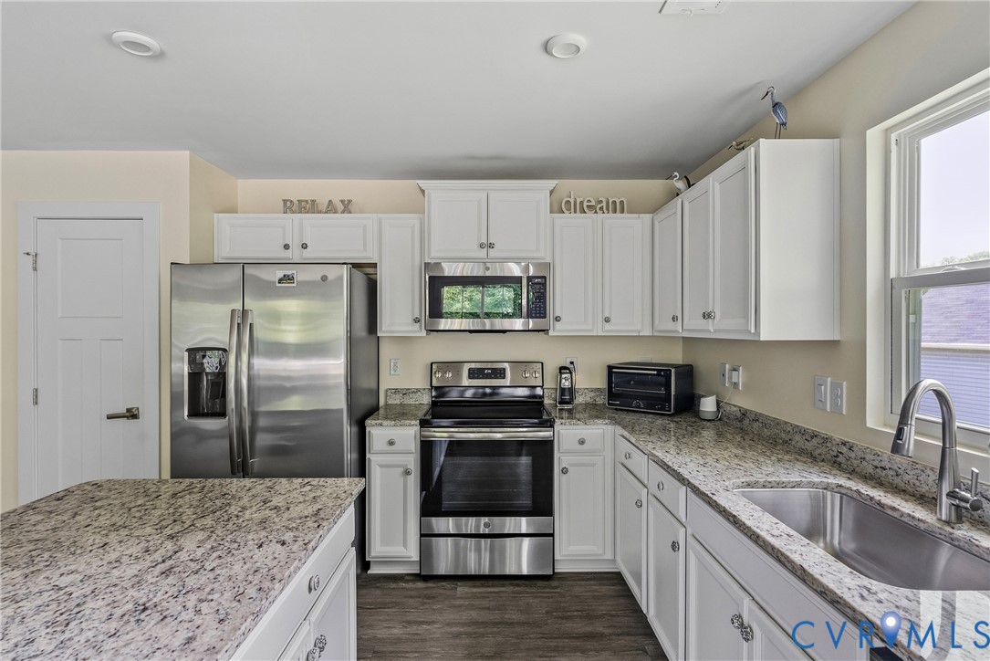 10306 Sun Ridge Ln