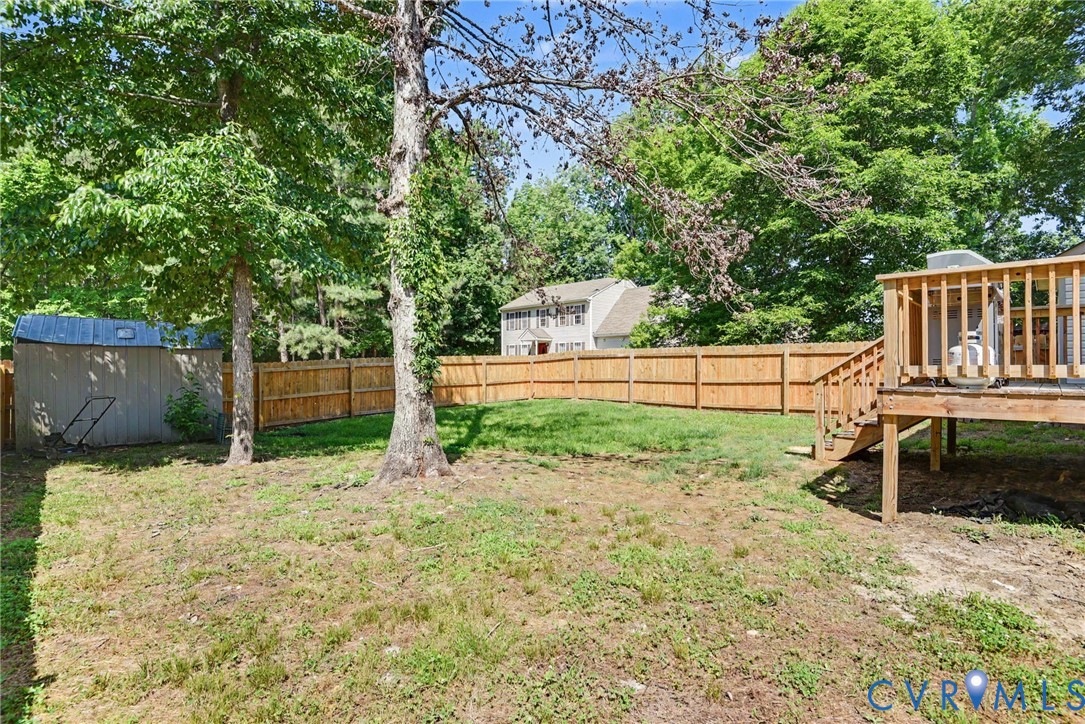 5036 Blackbird Dr