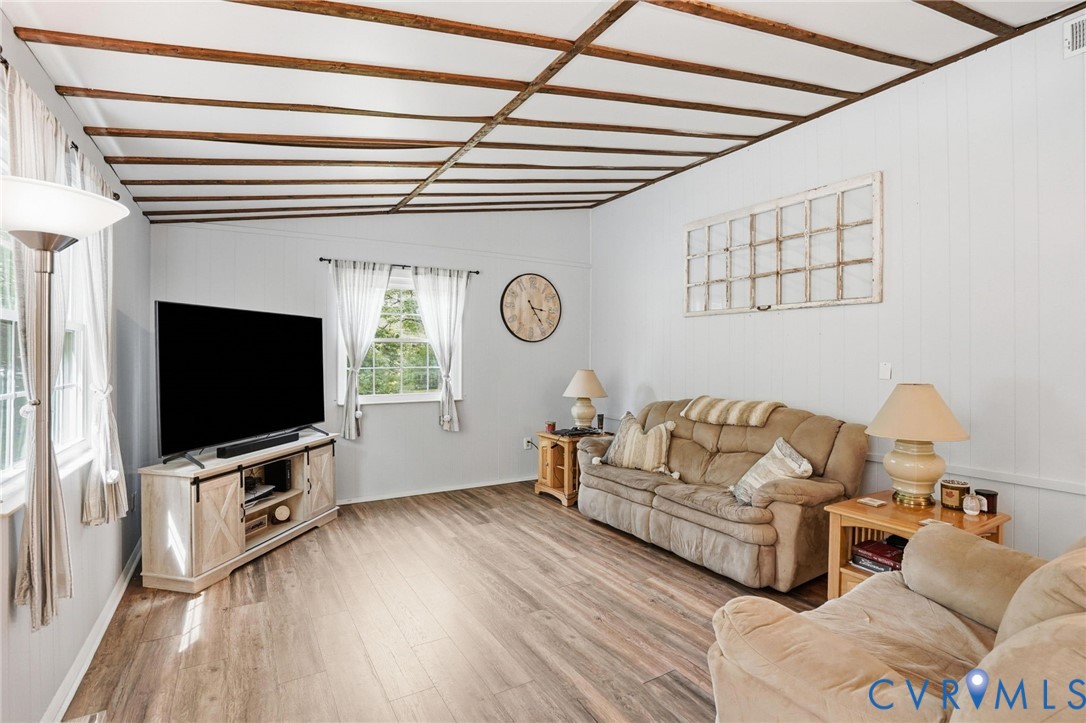 12456 Leonard Ln