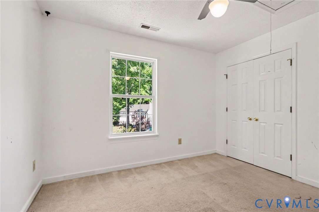 931 Hunters Run Dr
