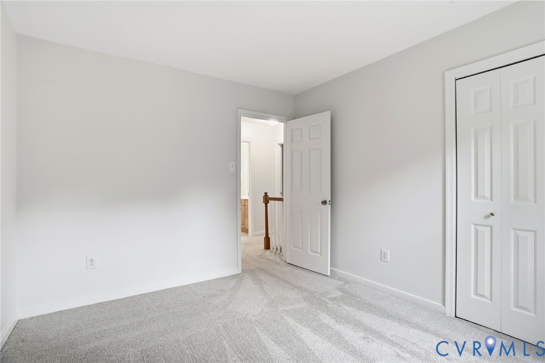 1500 Stone River Rd