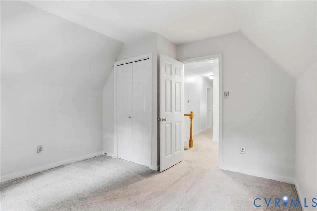1500 Stone River Rd