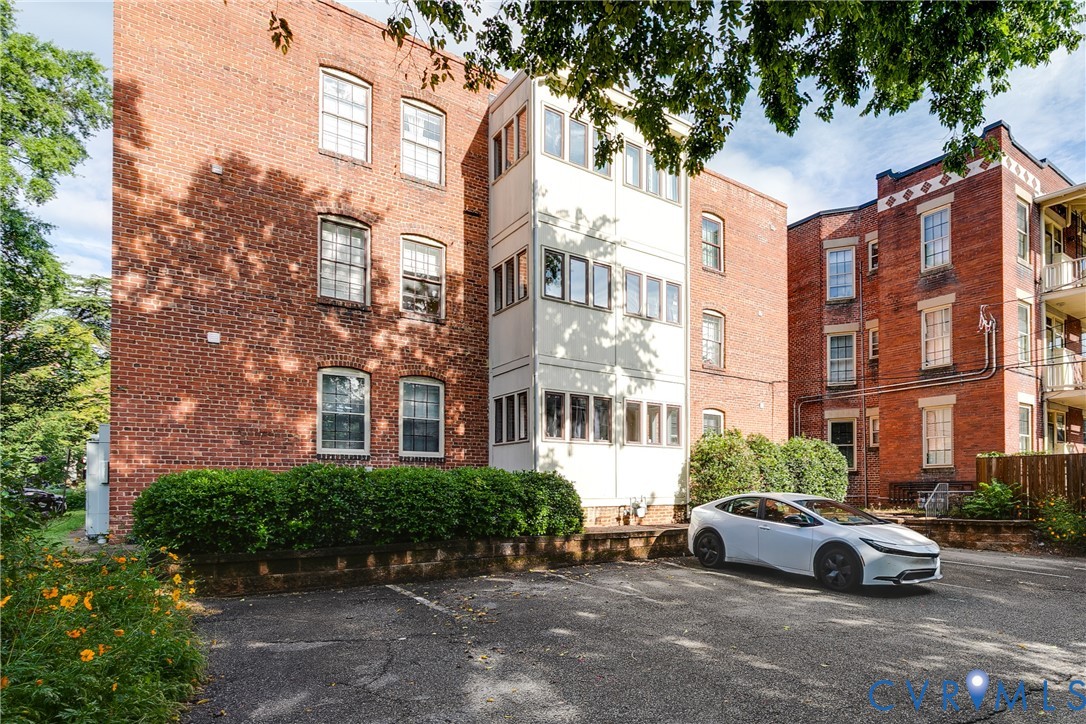 303 S Arthur Ashe Blvd Unit#U3