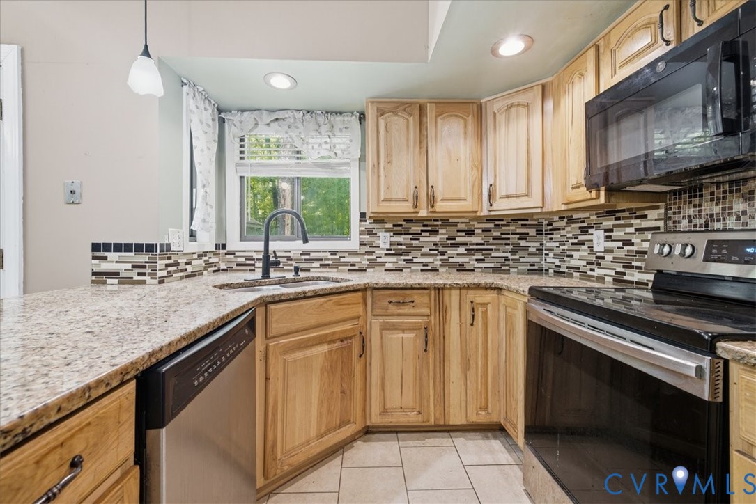 14206 Broad Oaks Ct