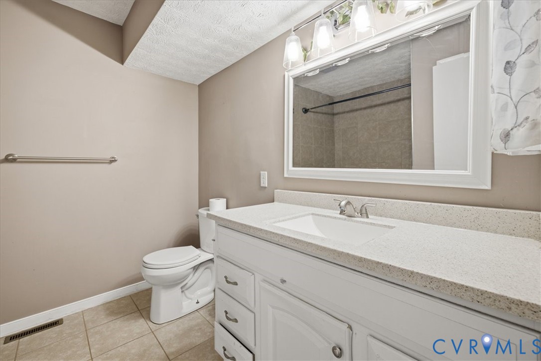 14206 Broad Oaks Ct