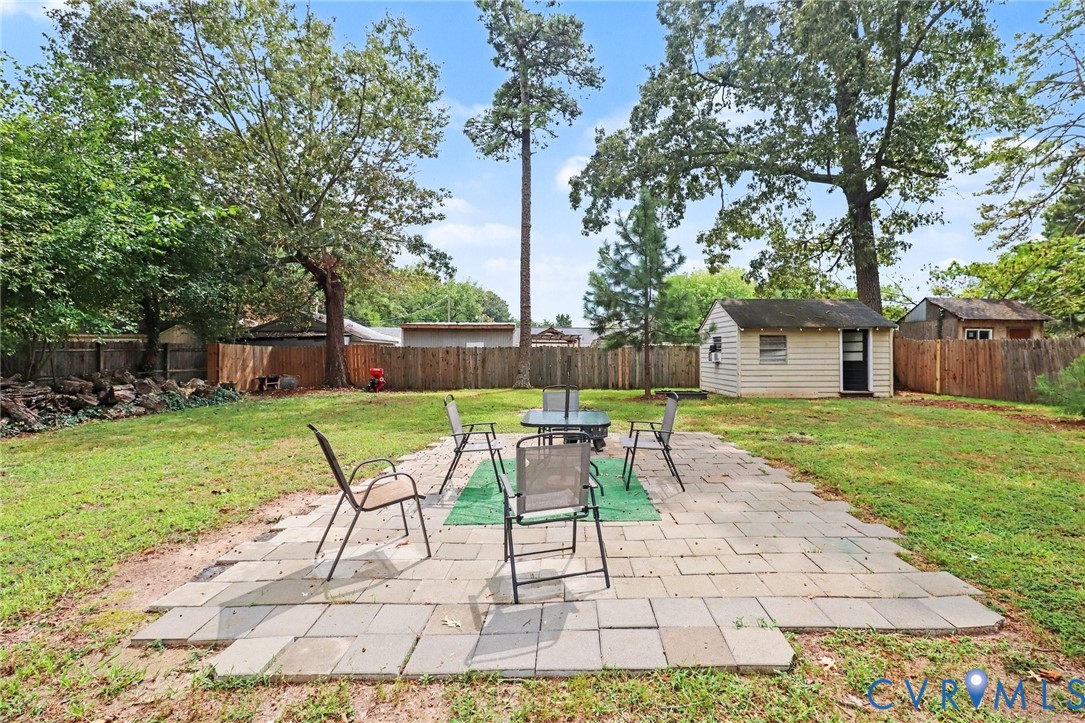 7213 Bennington Rd
