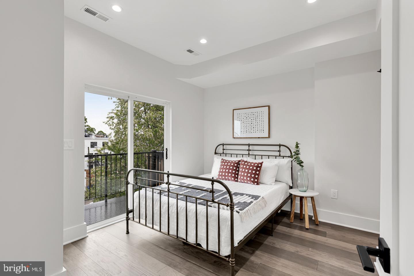 1241 OATES STREET NE 2