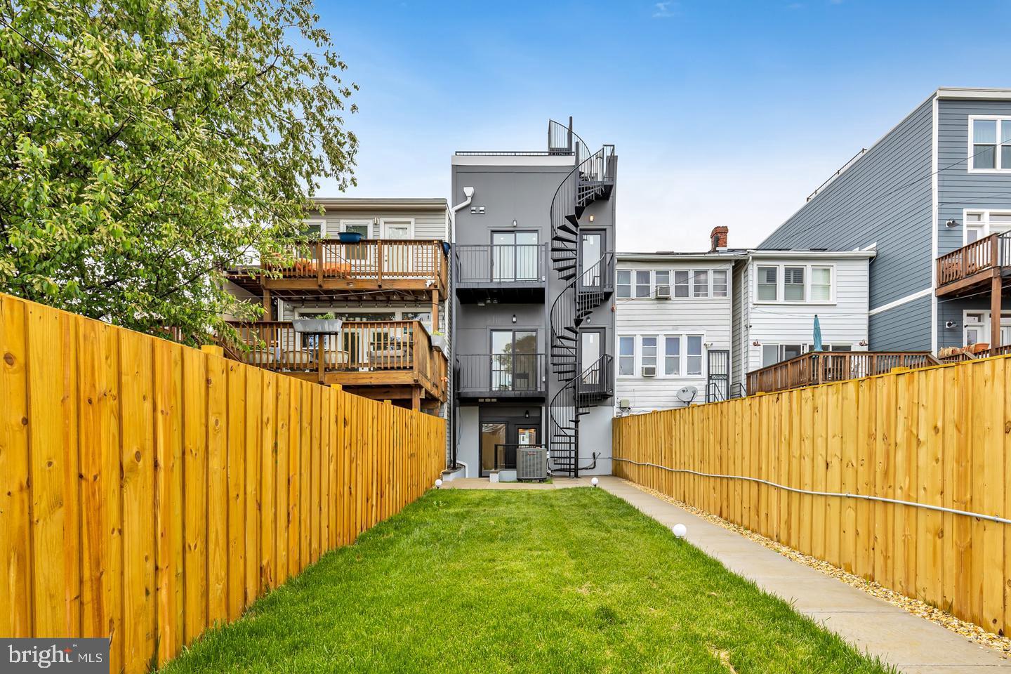 1241 OATES STREET NE 2