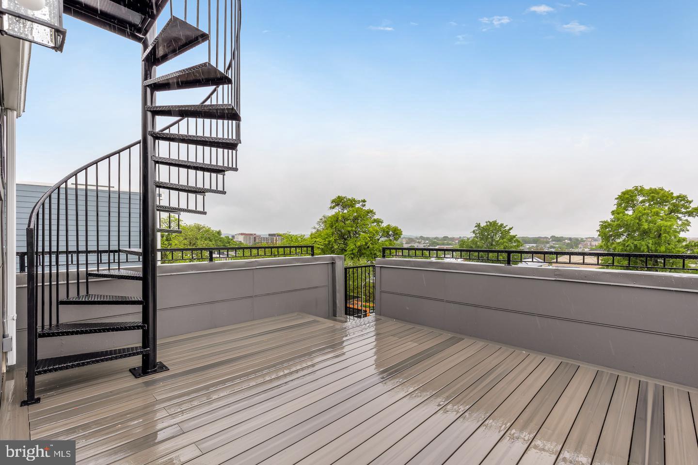 1241 OATES STREET NE 2