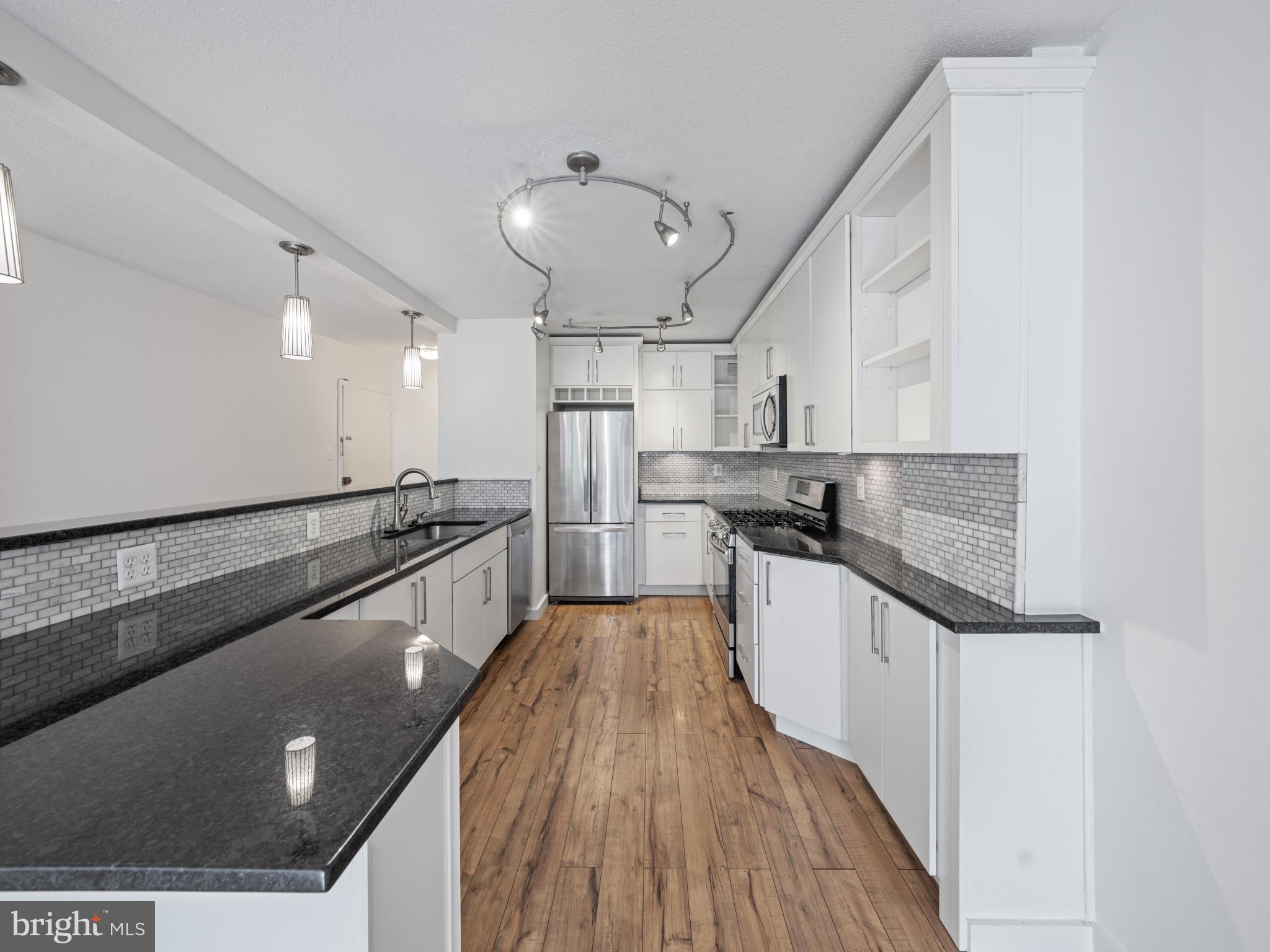 2201 L STREET NW 301