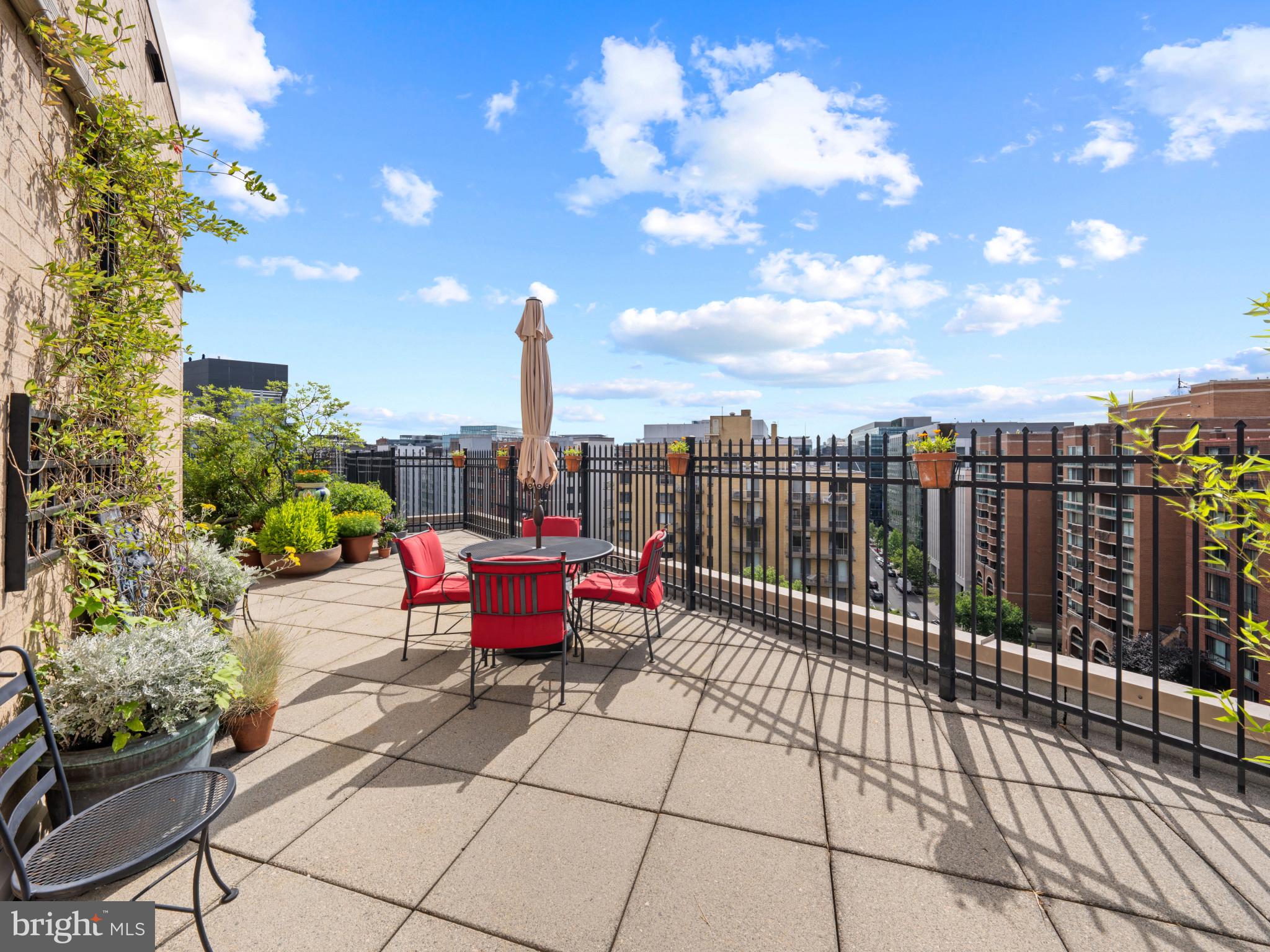 2201 L STREET NW 301