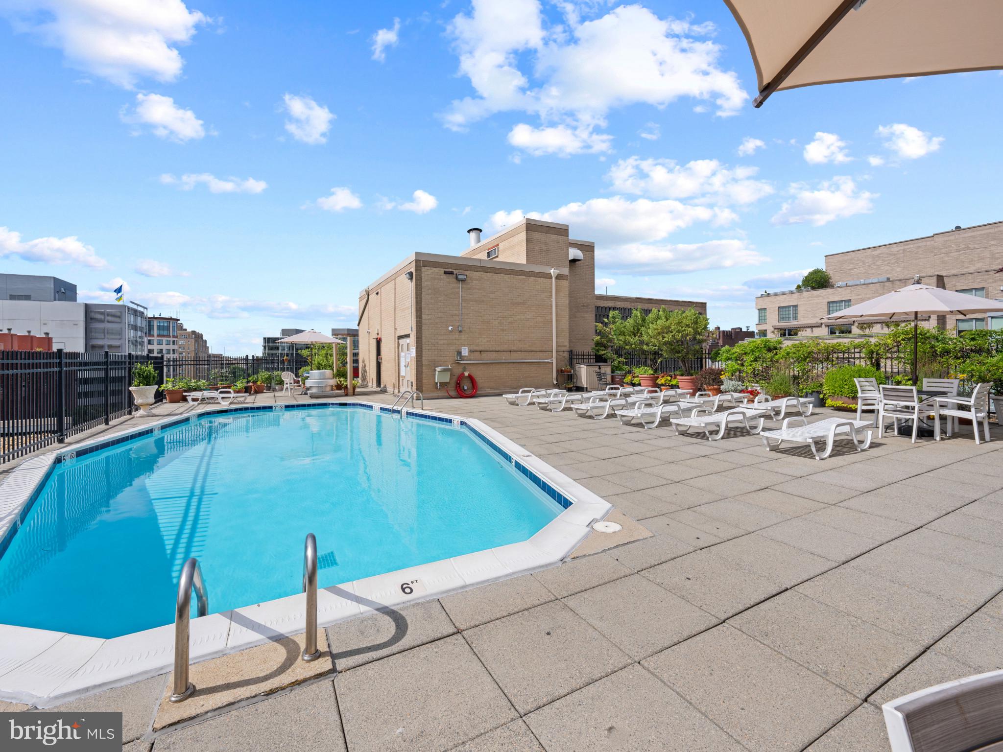 2201 L STREET NW 301