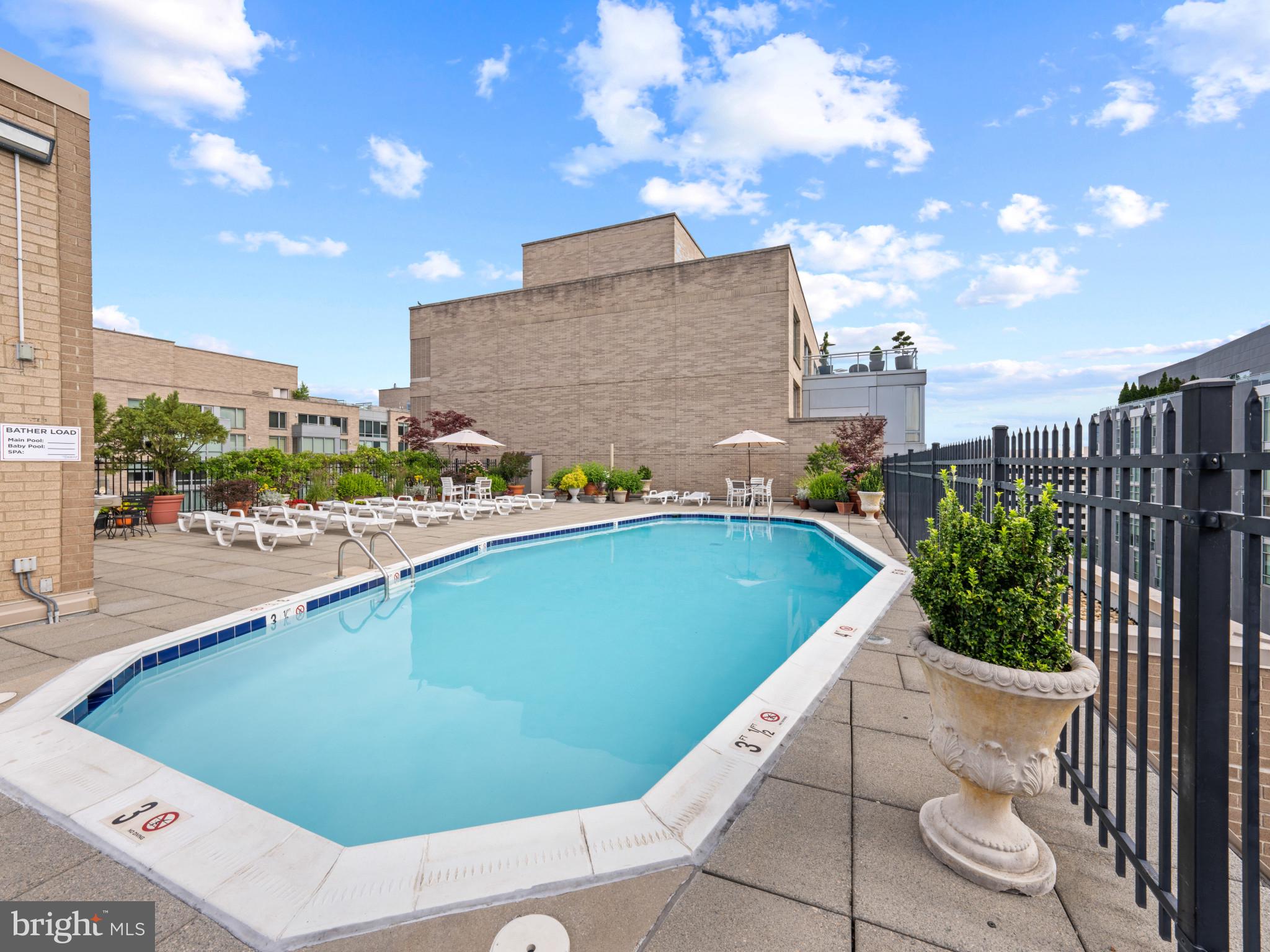 2201 L STREET NW 301