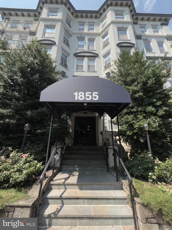 1855 CALVERT ST NW #200