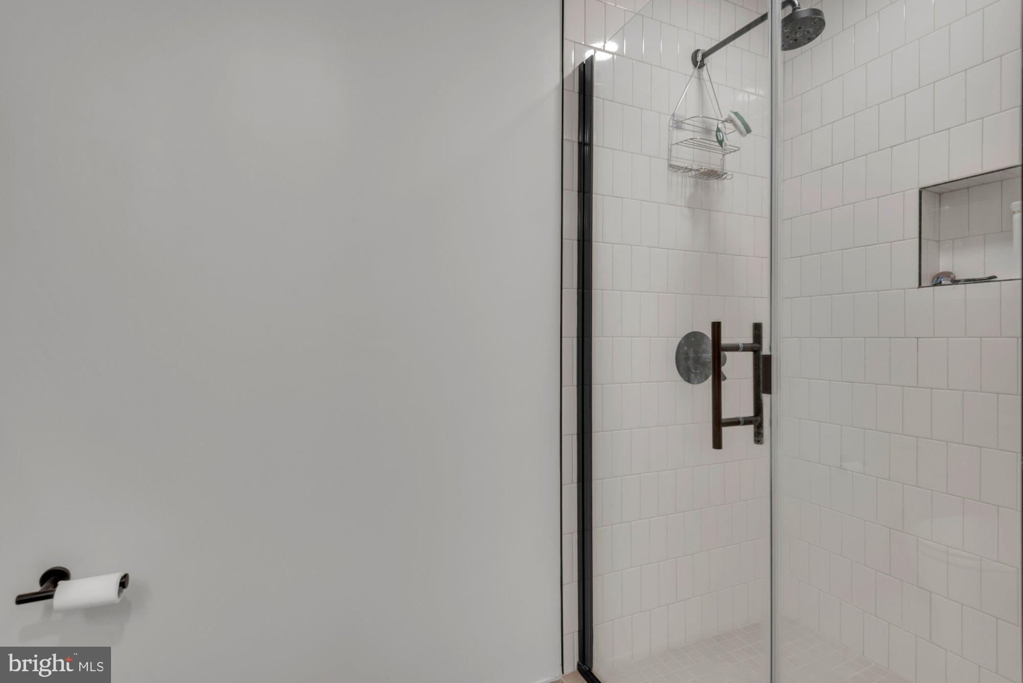 1211 VAN STREET SE 1014