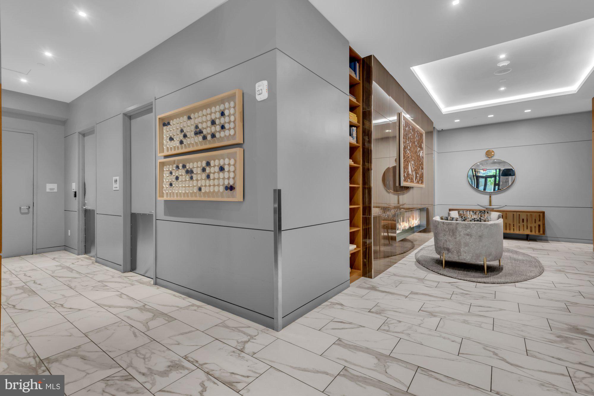 1211 VAN STREET SE 1014