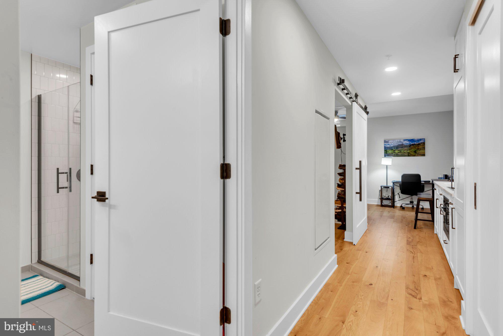 1211 VAN STREET SE 1014
