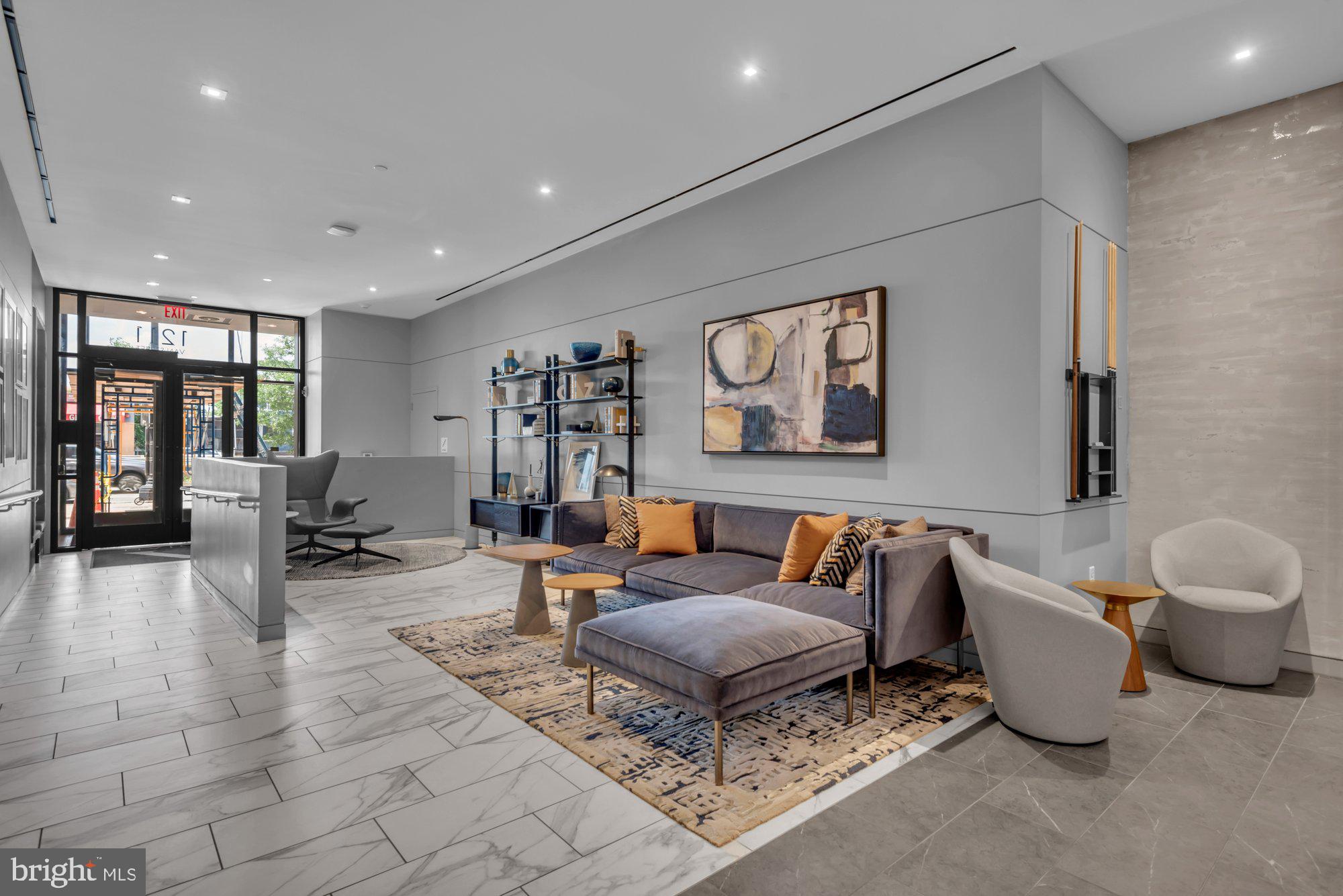 1211 VAN STREET SE 1014