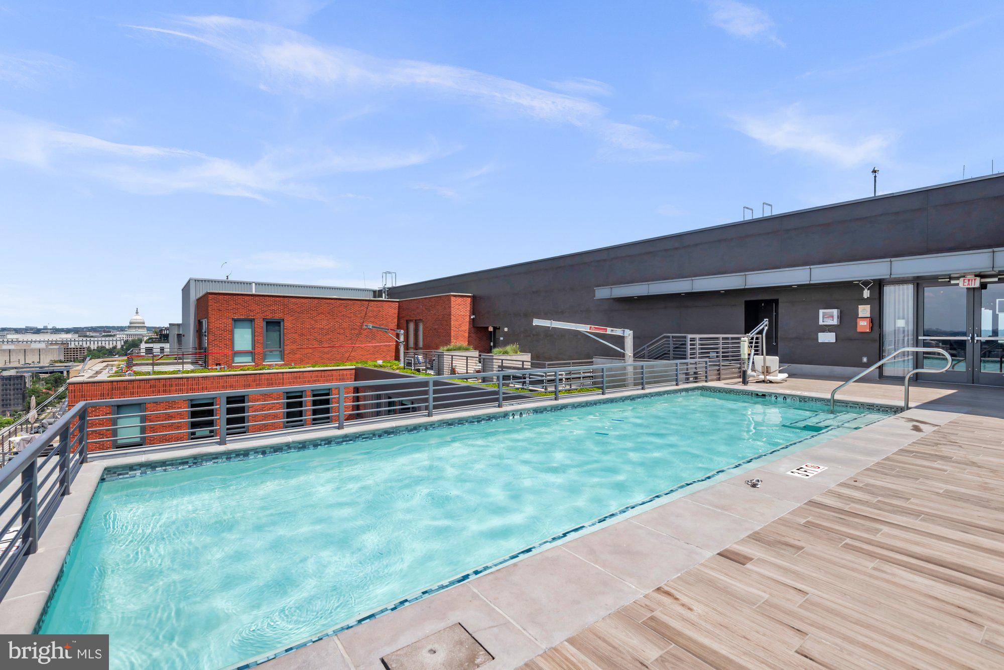 1211 VAN STREET SE 1014