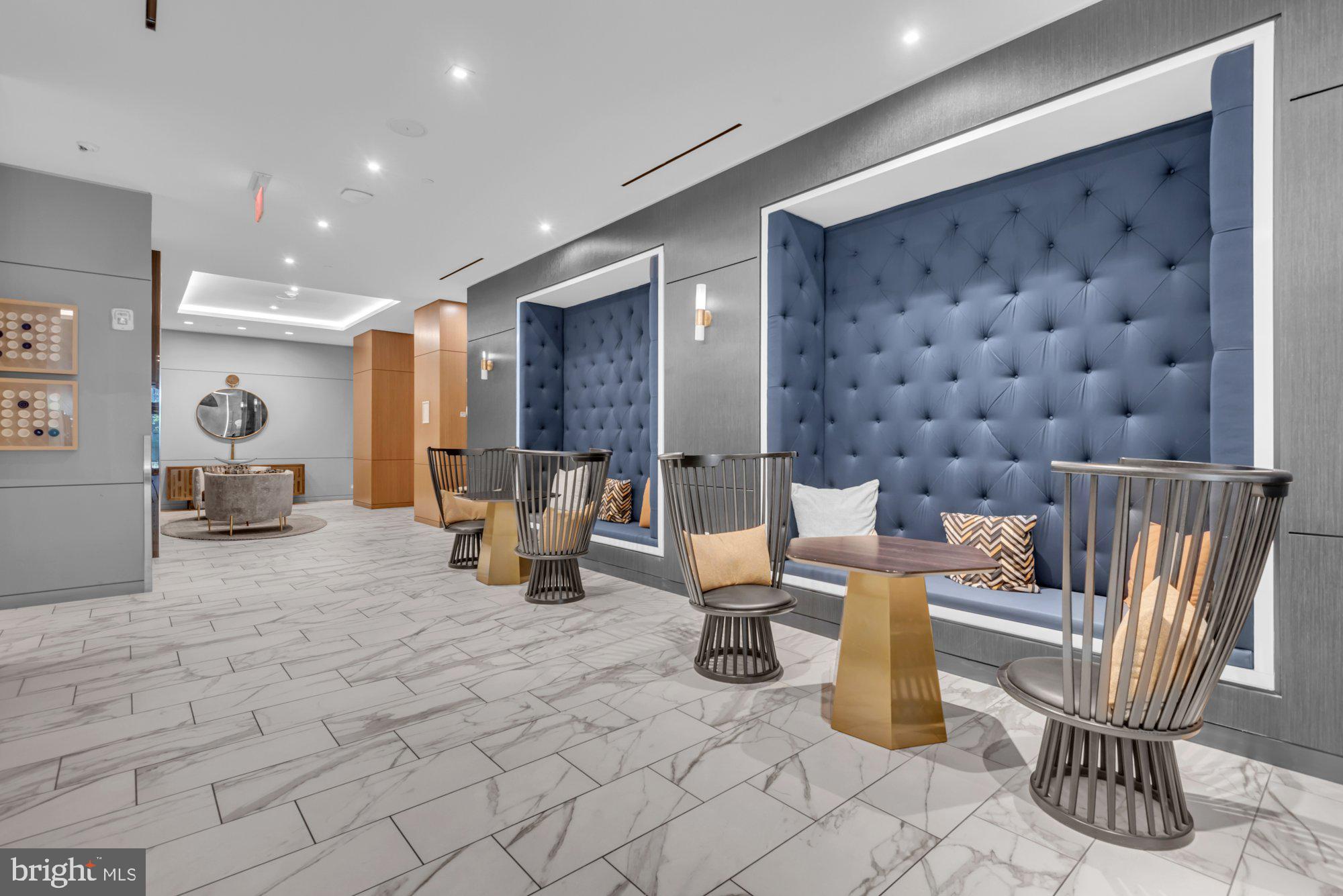 1211 VAN STREET SE 1014