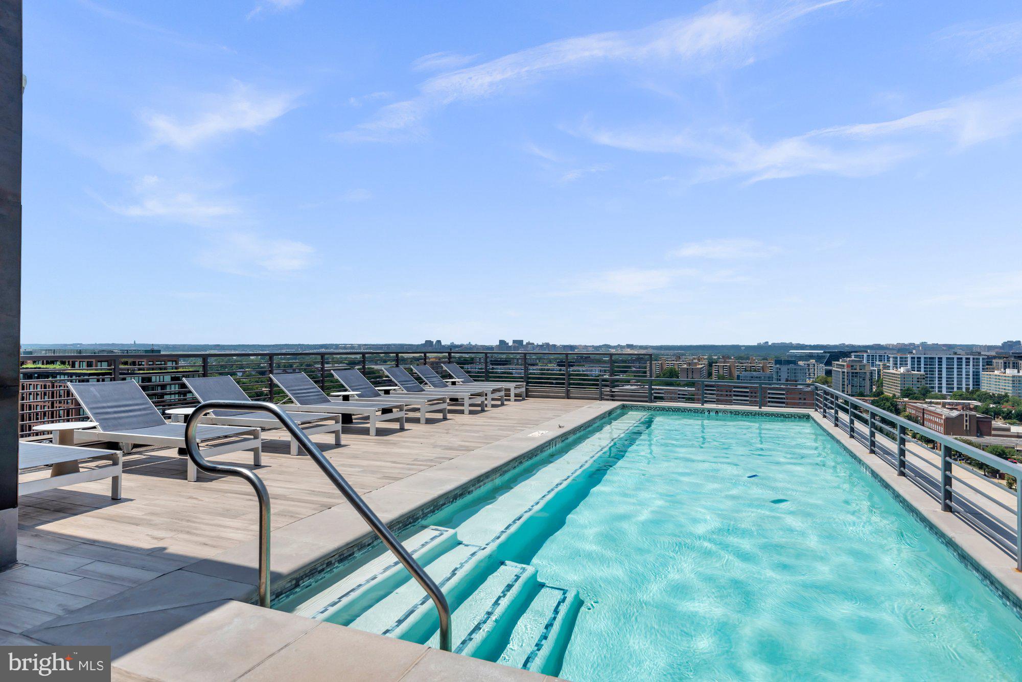 1211 VAN STREET SE 1014