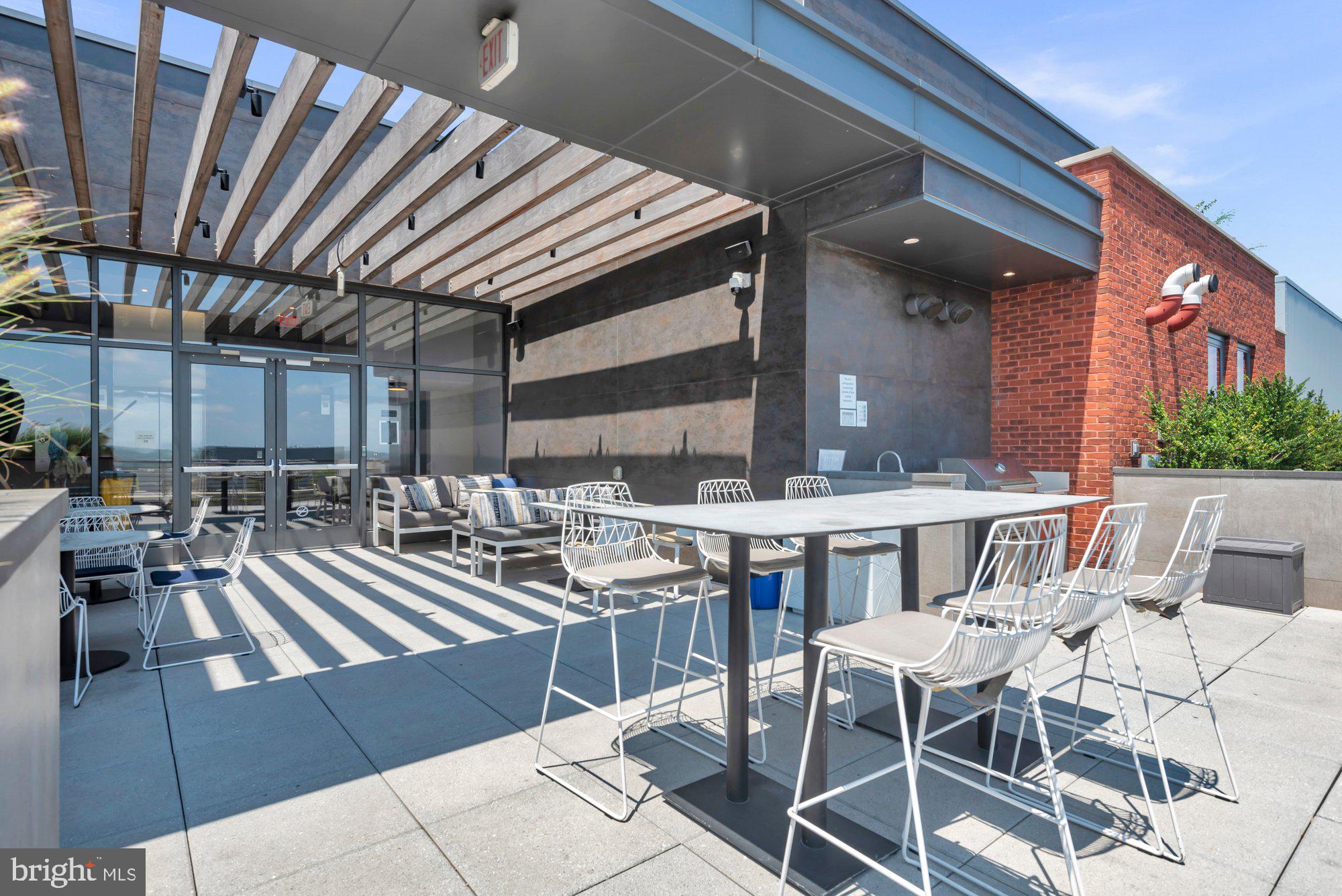 1211 VAN STREET SE 1014