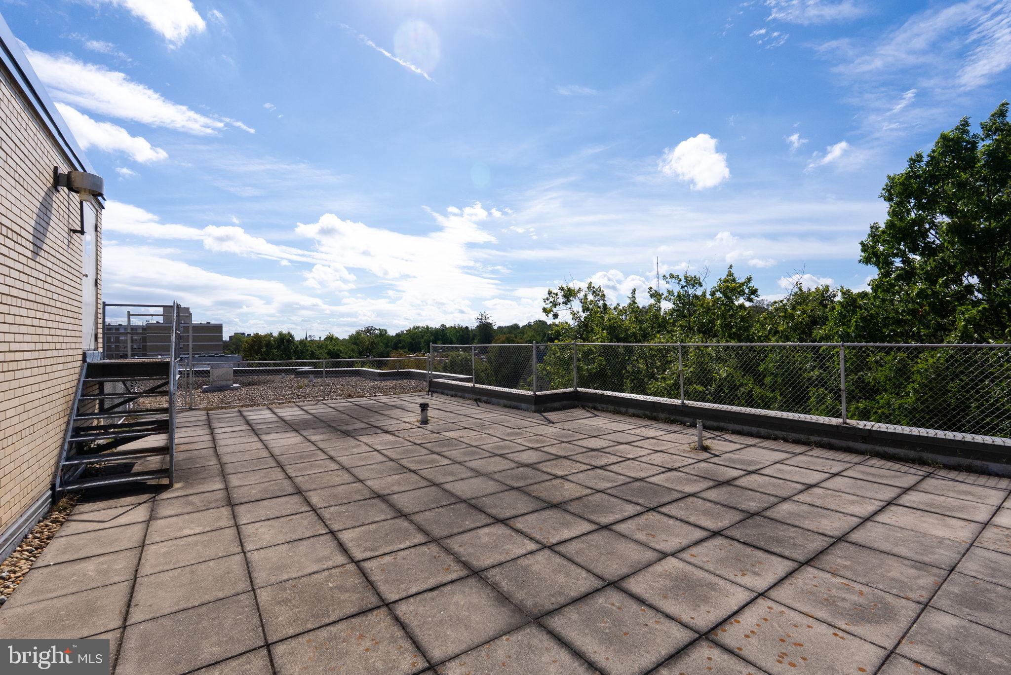 5315 CONNECTICUT AVENUE NW 607