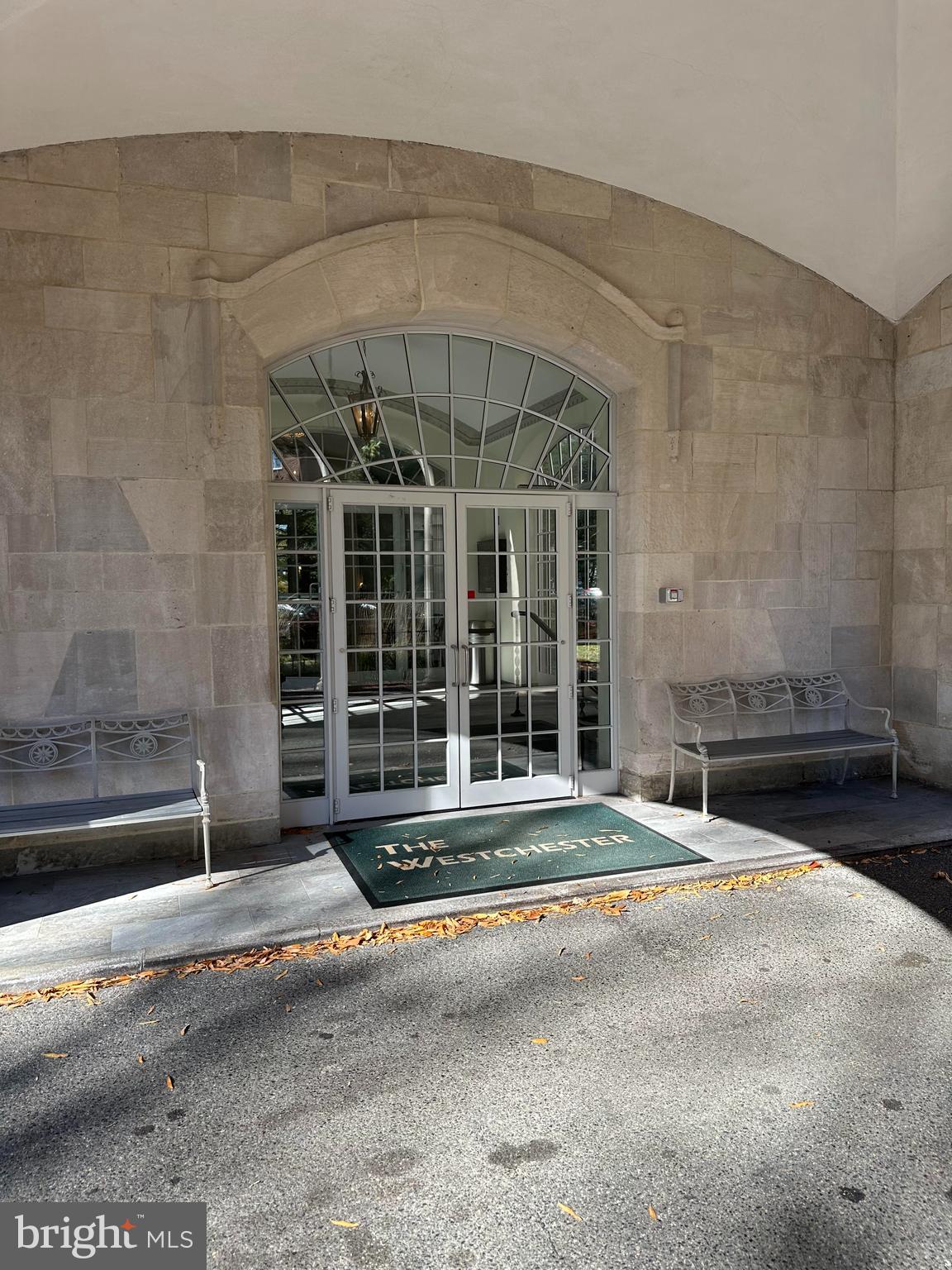 4000 CATHEDRAL AVE NW 249 B